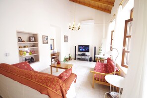 Smart TV, DVD player, books, video library