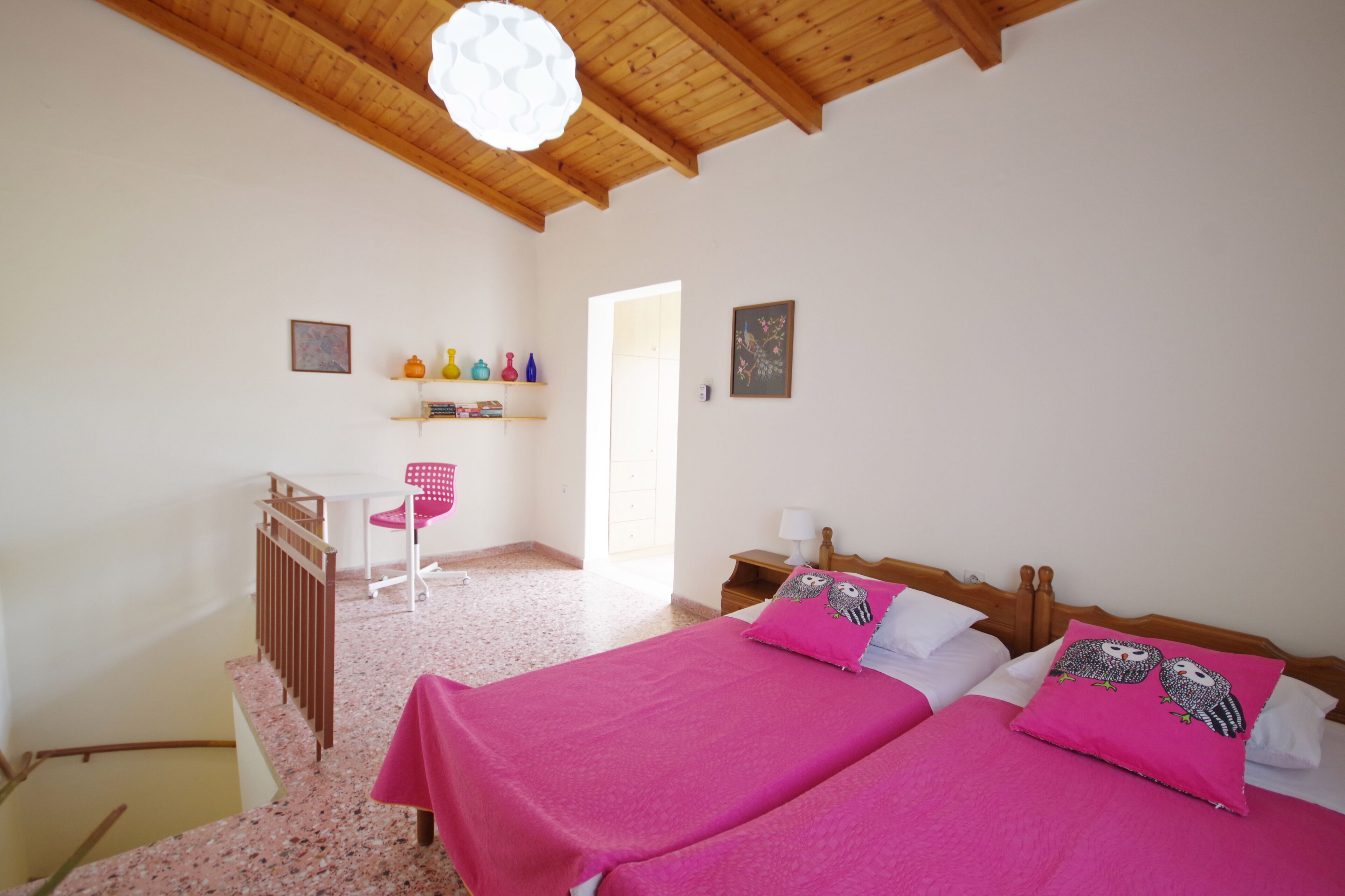 2 chambres, bureau, fer et planche à repasser, Wi-Fi gratuit