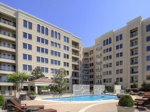 Pool - Fabulous Turtle Creek Location! (Dallas)