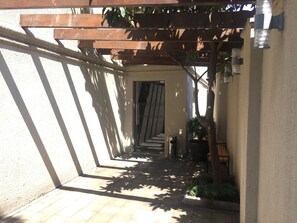 Property entrance - Iberia Didube (Tbilisi)