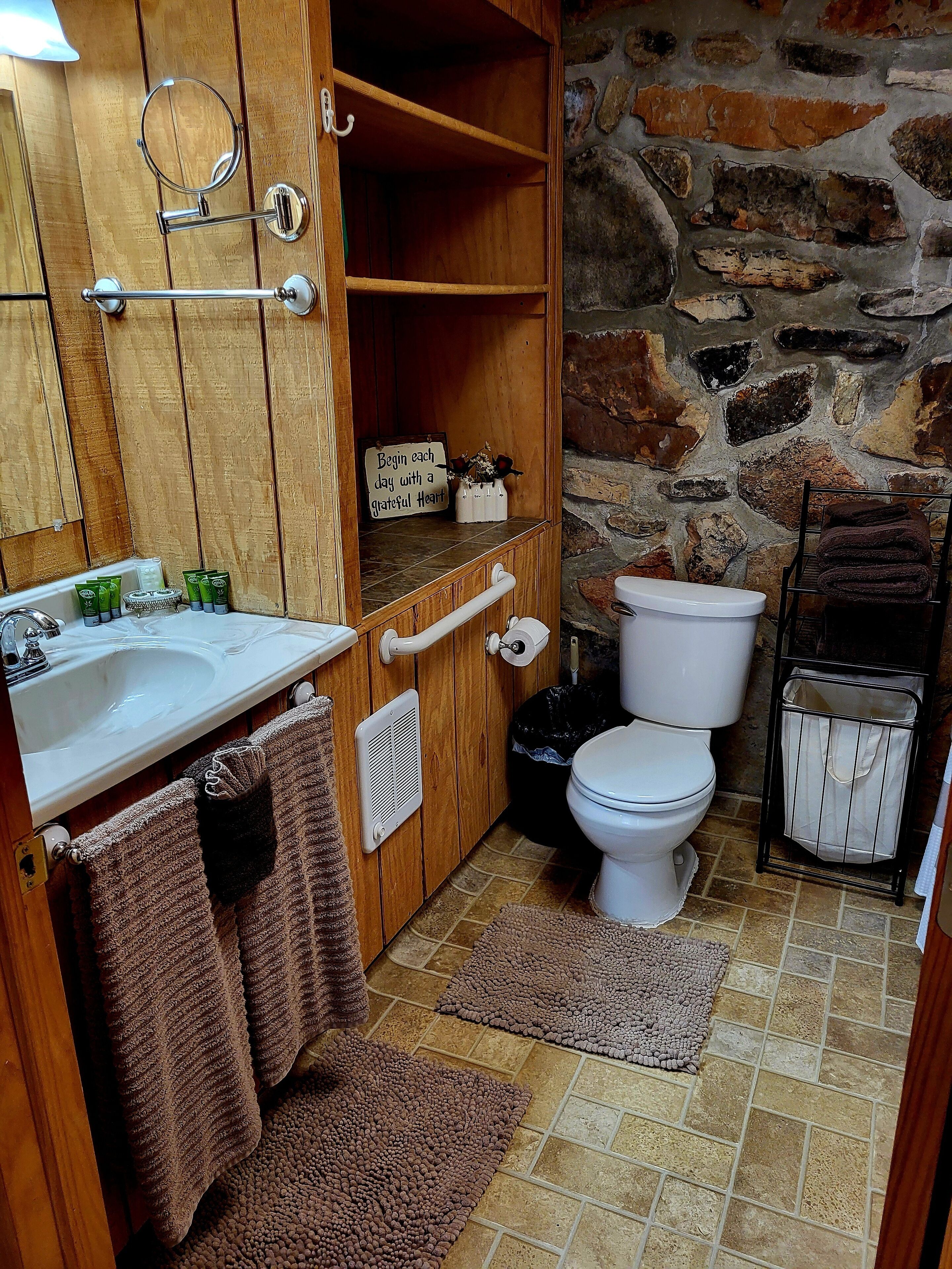 Towels, soap, shampoo, toilet paper