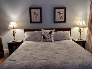 3 bedrooms, desk, iron/ironing board, free WiFi