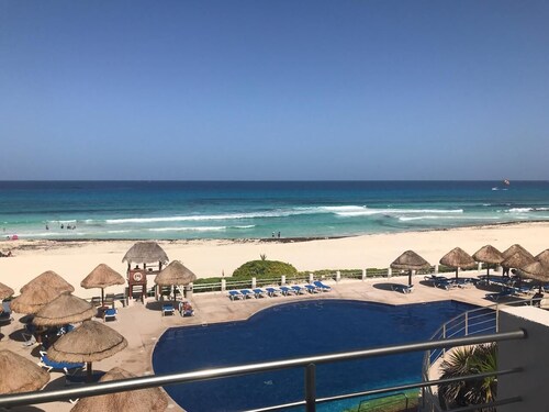 ANGEBOTENE RABATTE !!Makellose mexikanische Villa mit atemberaubendem Blick auf die Karibik 