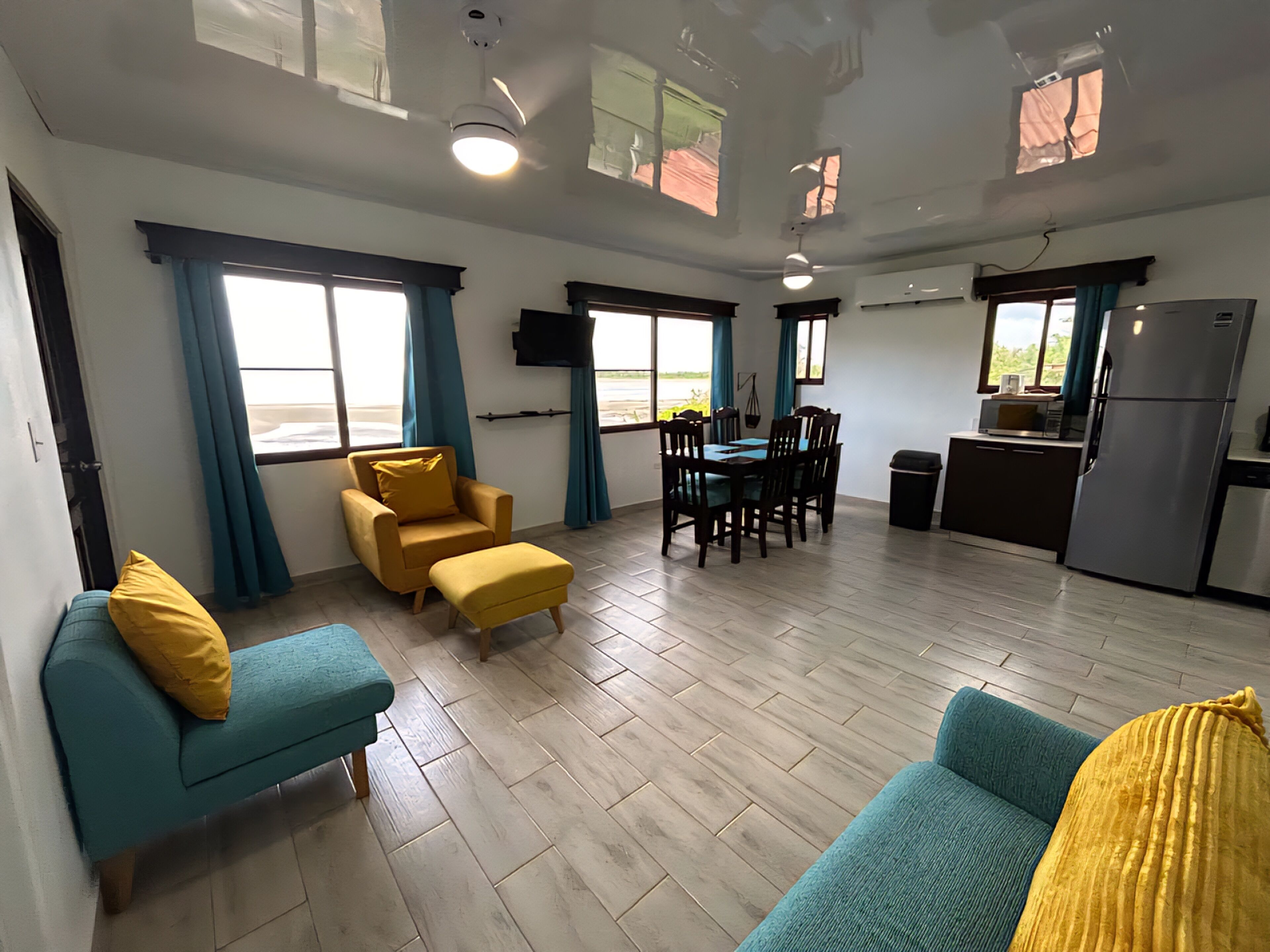 Smart-TV, DVD-Player