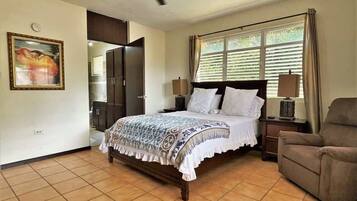 3 bedrooms, iron/ironing board, travel crib, WiFi