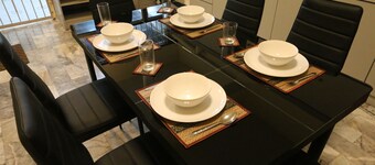 **DELUXE Spacious Town HOUSE IN CHIANG MAI CITY -NEAR THE SUNDAY NIGHT MARKET!**