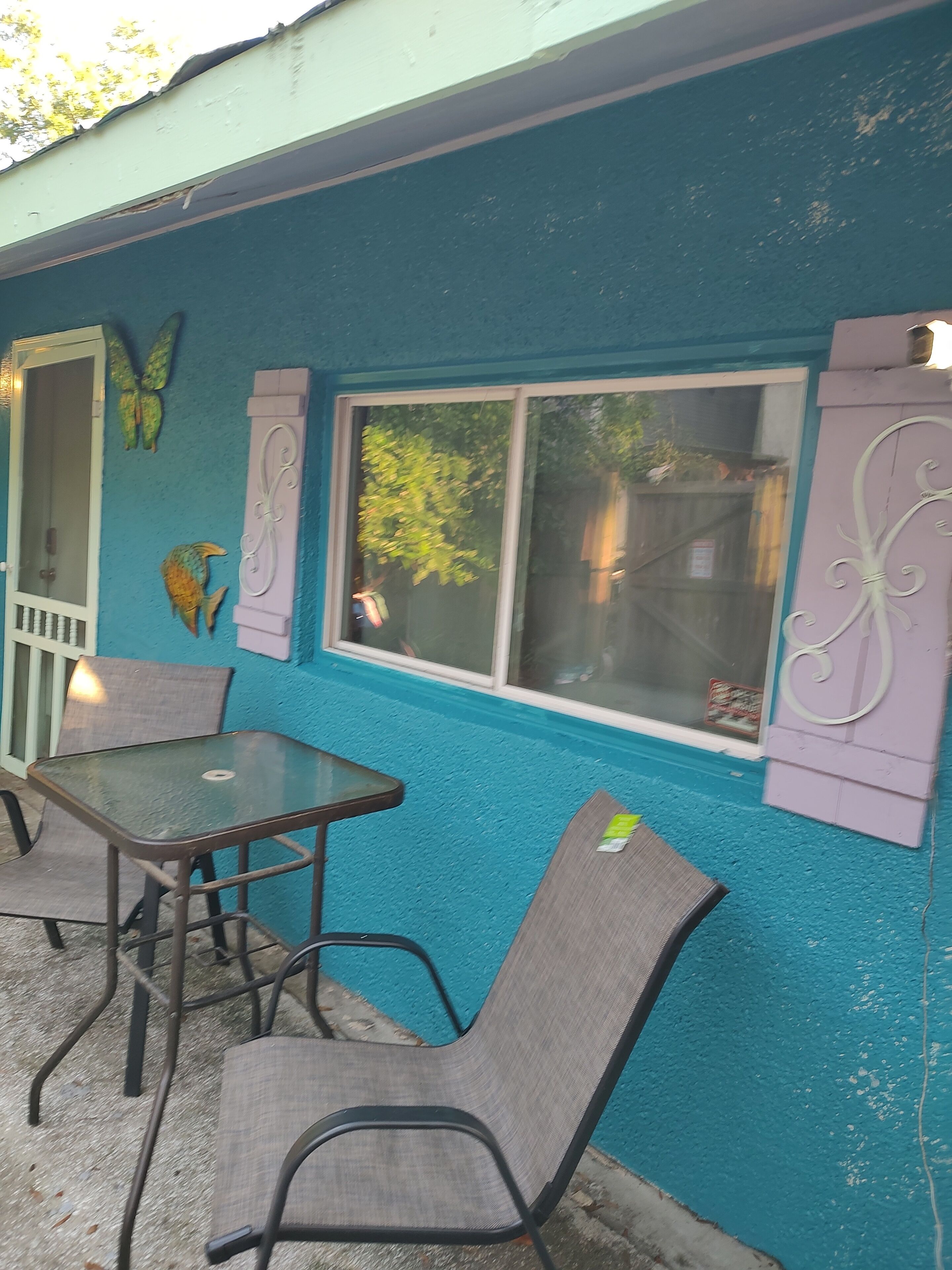 Quaint Victorian tiny house in Starland District, pets ok/fully furn/ all util