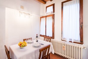 Dining - Lauraholidayhouse the heart of Florence (Firenze)