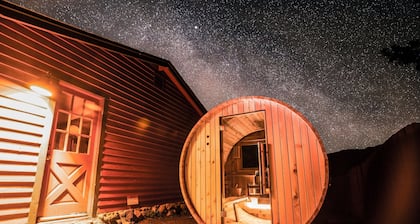 Tiny Mountain View Sauna Cabin 1. 5 hehtaarin Coconino National Forest