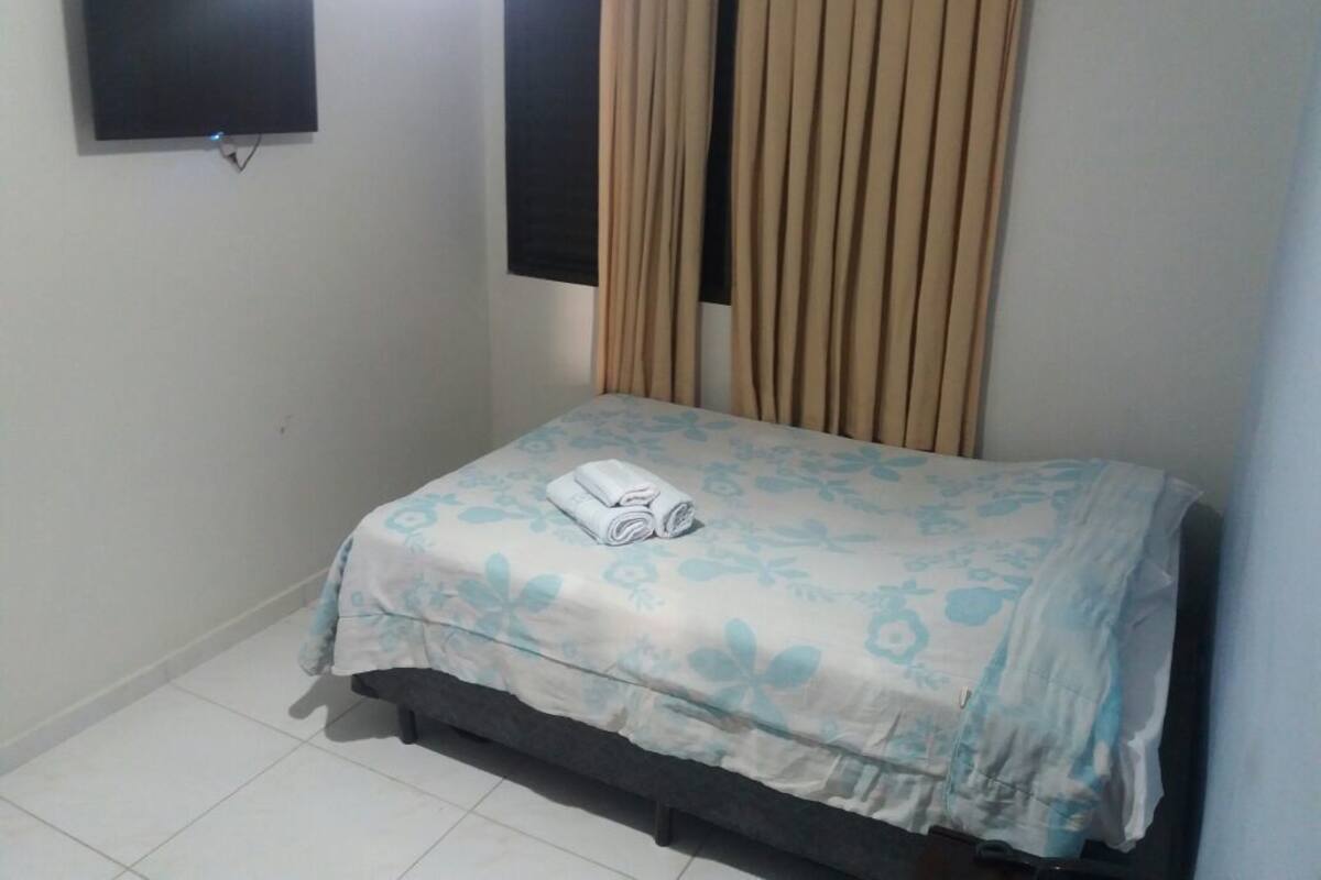 Chambre Simple, 1 lit une place | Minibar, bureau, rideaux occultants, Wi-Fi gratuit