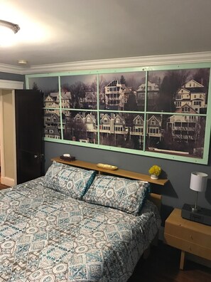 2 bedrooms, iron/ironing board, travel crib, free WiFi