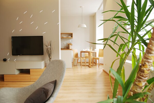 Premium bedding, individually decorated, individually furnished, desk - Jizera Apartments (Jablonec nad Nisou)