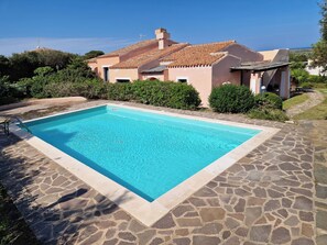 Pool - Exclusive Iris villa with garden and private pool, 6 p.l. (Stintino)