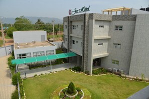 Exterior - Jess Hotel Kpalimé (Kpalimé)