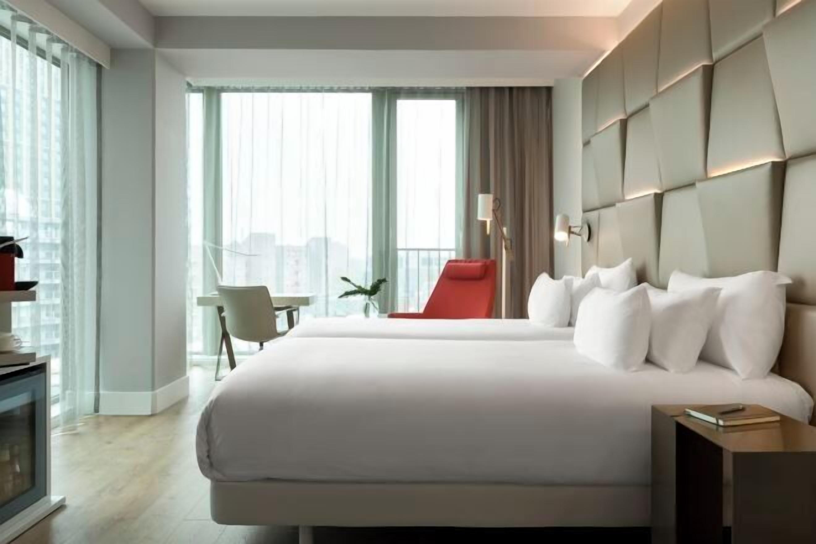 1 bedroom, premium bedding, minibar, in-room safe