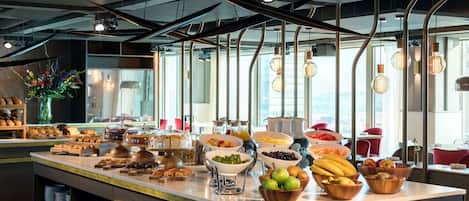 Daily buffet breakfast for a fee