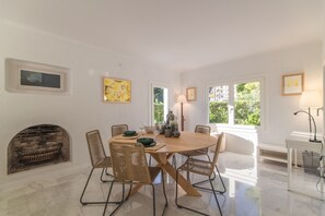 Dining - Can Catlar, Beach House 5StarsHome Mallorca (Playa de Muro)