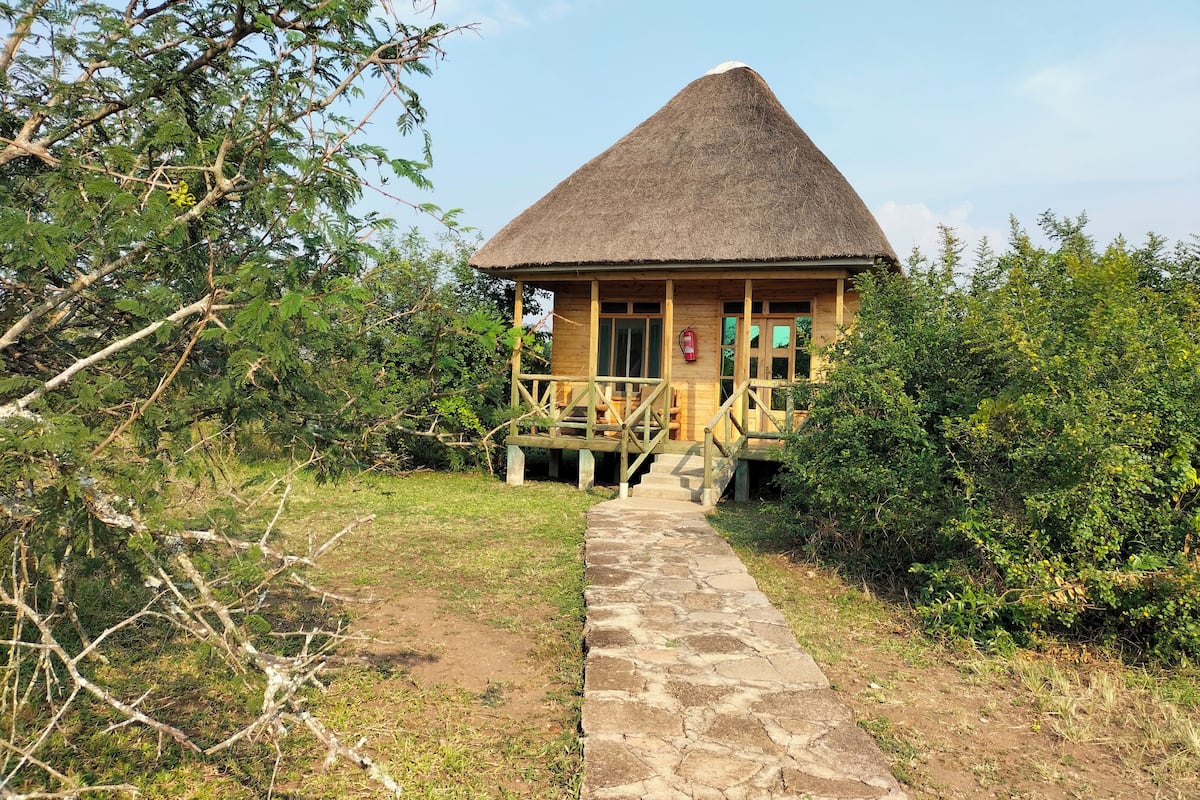 Basic Twin Room, Garden View (Double or Twin)