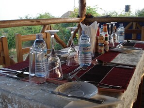 Spécialités Cuisine locale et internationale