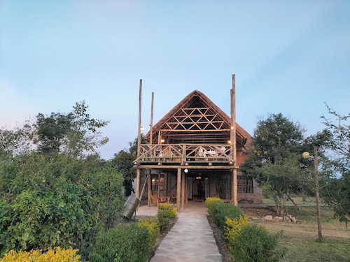 Engiri Game Lodge and Campsite