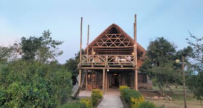 Engiri Game Lodge and Campsite