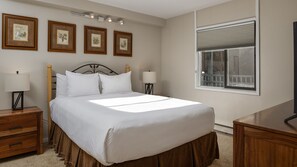 2 bedrooms, iron/ironing board, free WiFi, bed sheets - Vantage Point 206 - 2 Bedroom Gold (Circle Vail)