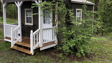 Casa de campo básica, 1 cama King size, vista al lago | Camas con efecto memoria