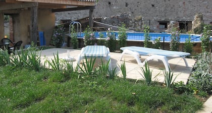 Occitanie, near Albi, in an old agricultural estate, with swimming pool