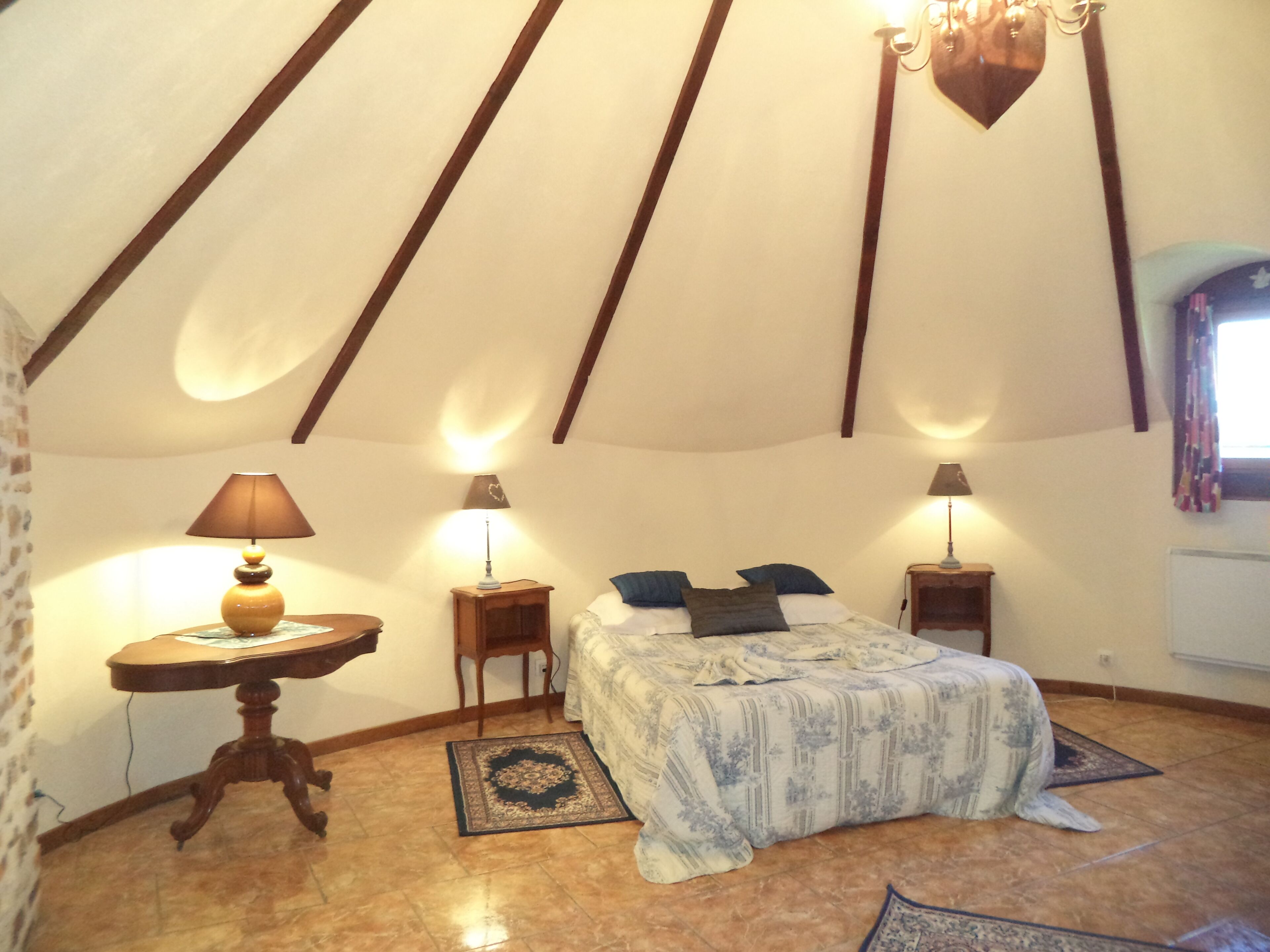 3 soverom, strykejern/-brett, wi-fi (inkludert) og sengetøy