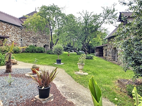 Property grounds. Vacation home Normandy "les voûtes 2 stars