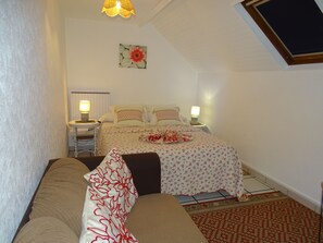 2 Schlafzimmer, Bügeleisen/Bügelbrett, kostenloses WLAN, Bettwäsche