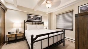2 chambres, fer et planche à repasser, lit parapluie, Wi-Fi gratuit