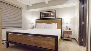 2 habitaciones, tabla de planchar con plancha y cuna de viaje 