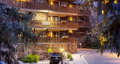 Great Lionshead Location, Walk to Slopes | Enzian | E115
