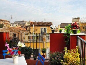 Property grounds - CITY CENTER, TRASTEVERE, VATICAN, COLOSSEUM, IMPERIAL FORUMS, CITY VIEW (Roma)