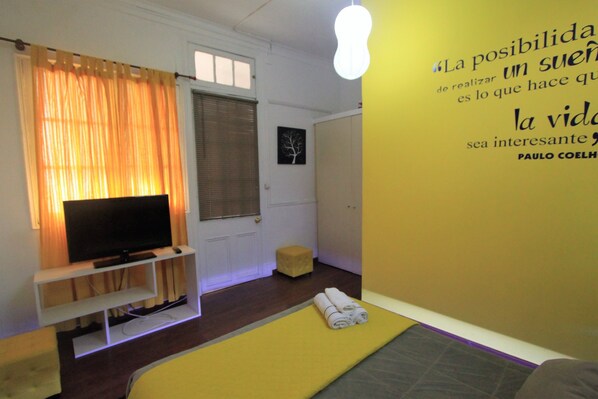 Tabla de planchar con plancha y wifi gratis 