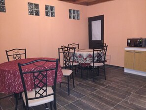 Desayuno (con cargo)