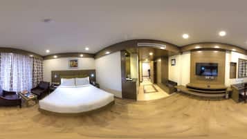 Minibar, in-room safe, desk, soundproofing