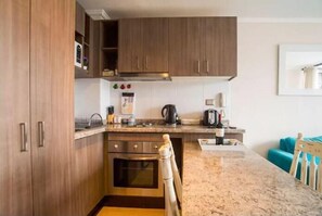 Standard Apartment, Multiple Beds | Private kitchen