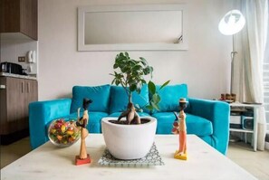 Standard Apartment, Multiple Beds | Living room