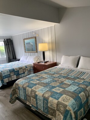 Cabaña básica, 2 camas Queen size, cocineta | Wifi gratis