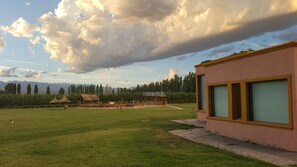 Terrace/patio - Complejo Río los Patos - Cabañas y Hostel (Barreal)