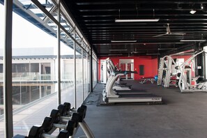 Gym - Splendor Stay Escalante (Mercedes)