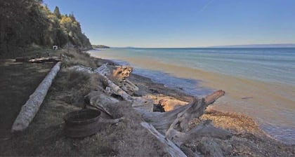 Whisky Creek Beach Beachcomber Cottage en el estrecho de Juan De Fuca