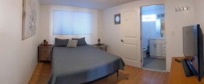 3 bedrooms, free WiFi, bed sheets - House in a residential zone, gated parking  (Ensenada)
