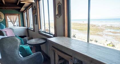 Halibut Hole Olympic Beach Cabin on the Strait of Juan De Fuca