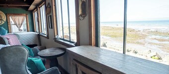 Halibut Hole Olympic Beach Cabin on the Strait of Juan De Fuca