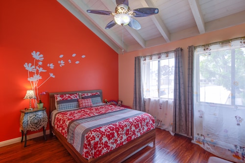 7月27〜30日、8月19日〜22日*最短距離2ディズニー+スタイリッシュ+プール+ Netflix +駐車場+