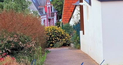 Grande maison familiale et confortable proximité commerces et plage