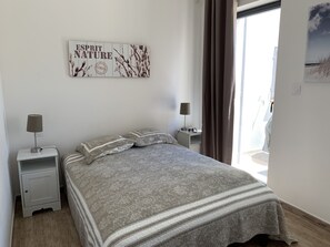 2 Schlafzimmer, Bügeleisen/Bügelbrett, WLAN, Bettwäsche